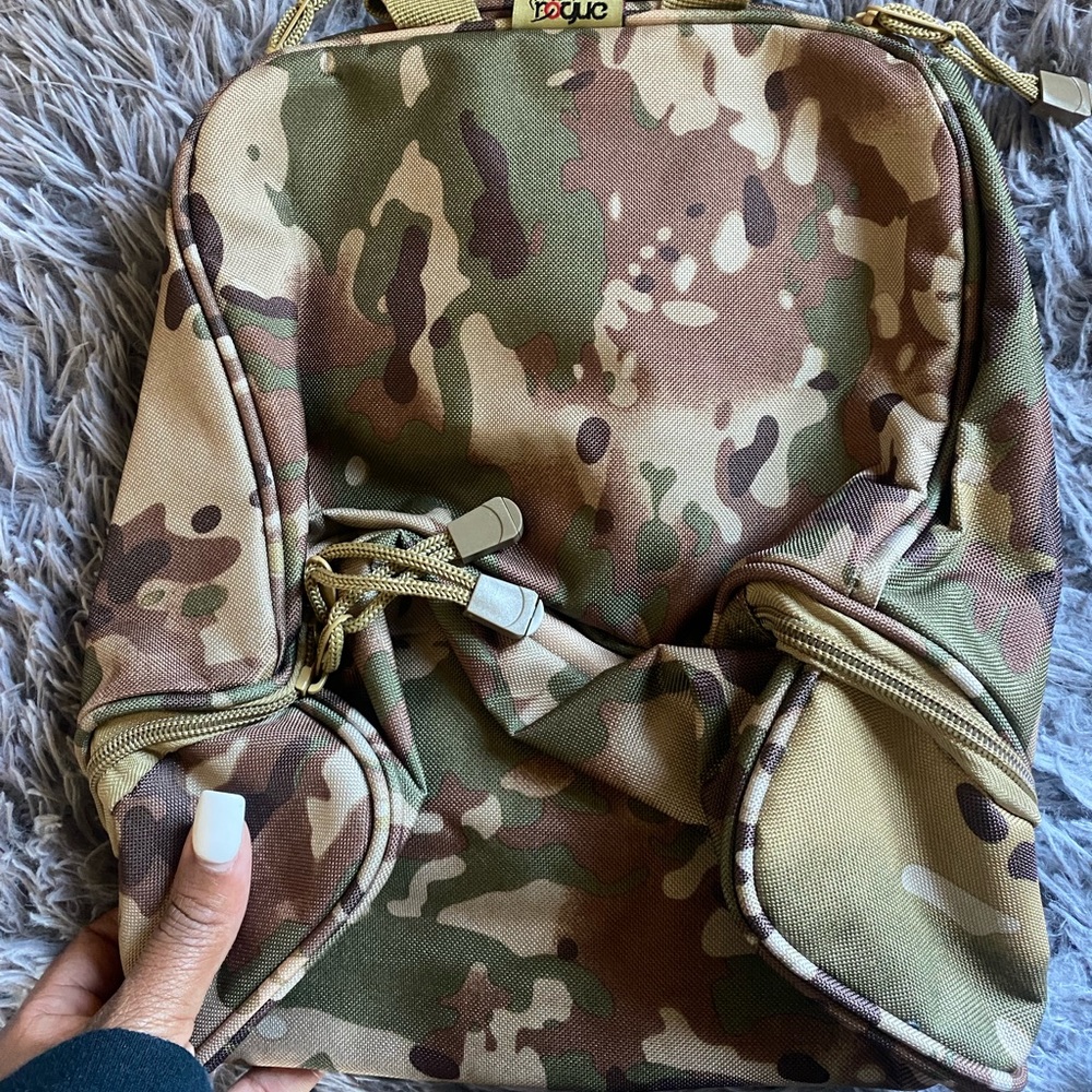 Army fatigue carry bag. Never used